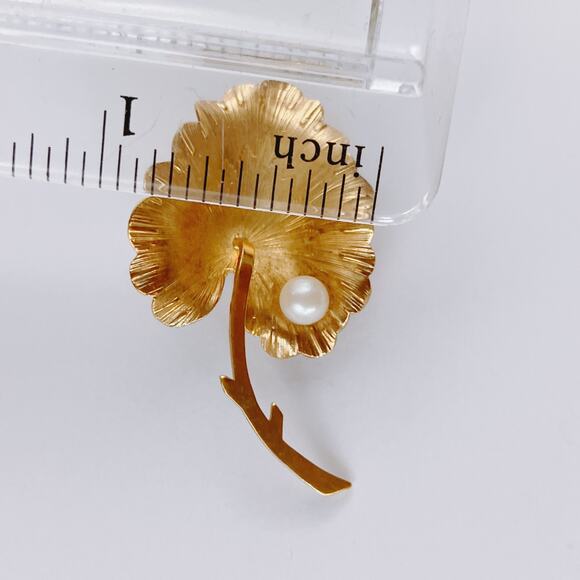 VTG Signed Wells 14K GF Brooch Ginkgo Leaf Pearl Mid Century Botanical Pin - Picture 7 of 10